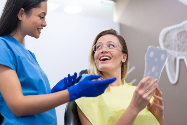 Best Veneers and Lumineers  in Bayou La Batre, AL