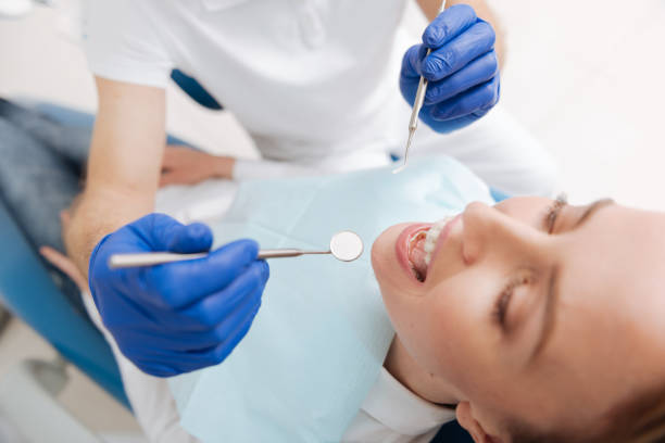 Best Teeth Whitening  in Bayou La Batre, AL